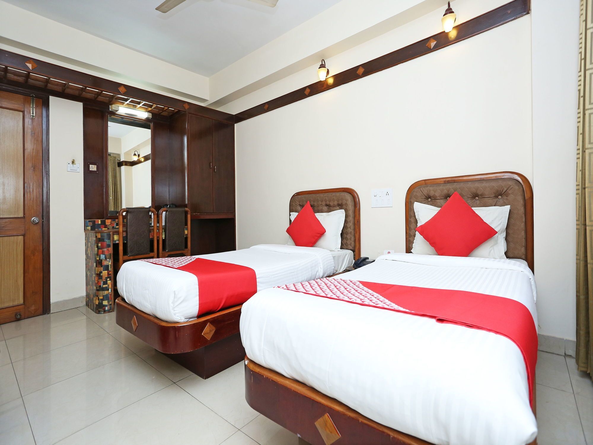 Hotel Amrit Regency Guwahati Eksteriør billede