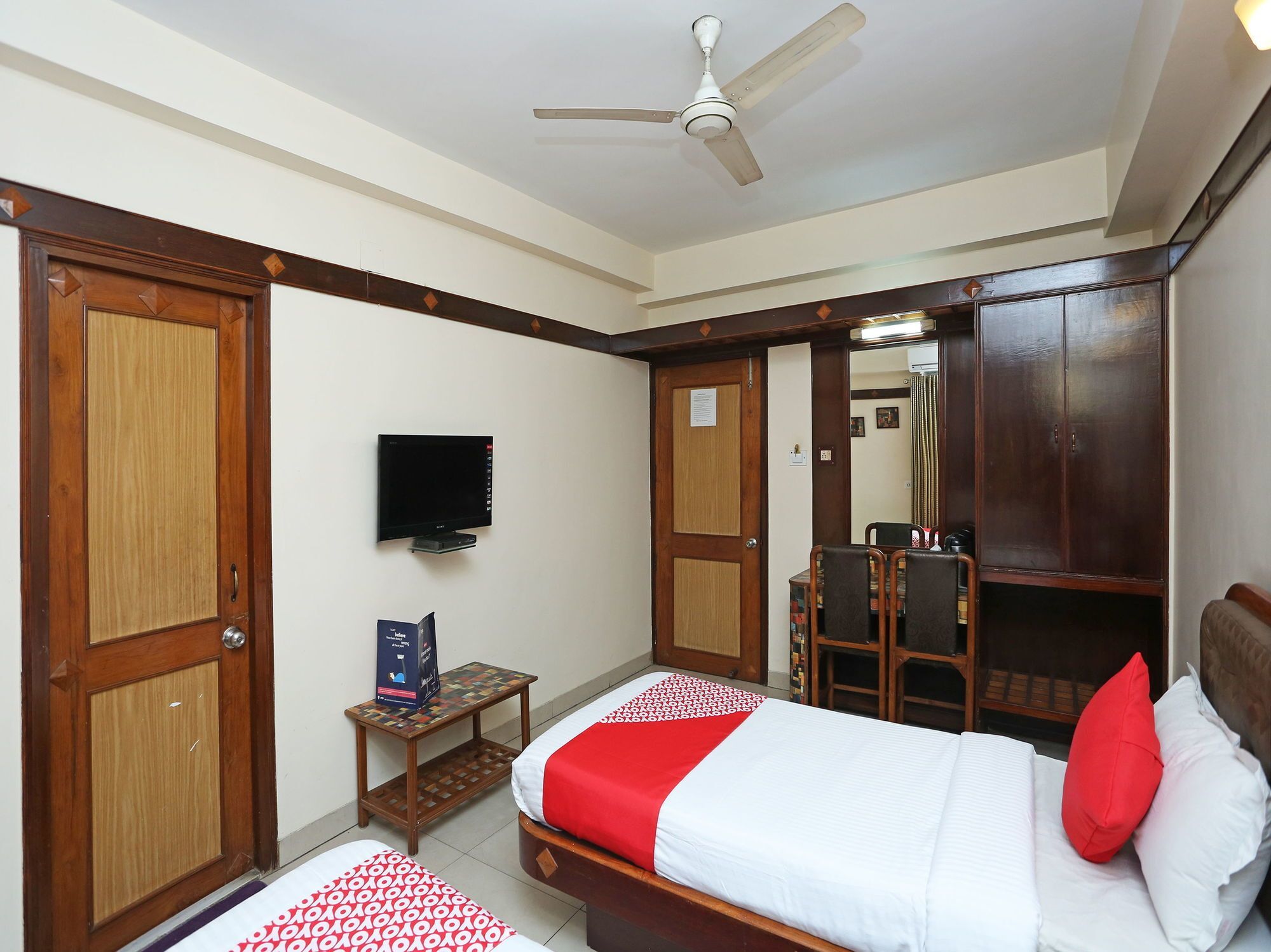 Hotel Amrit Regency Guwahati Eksteriør billede